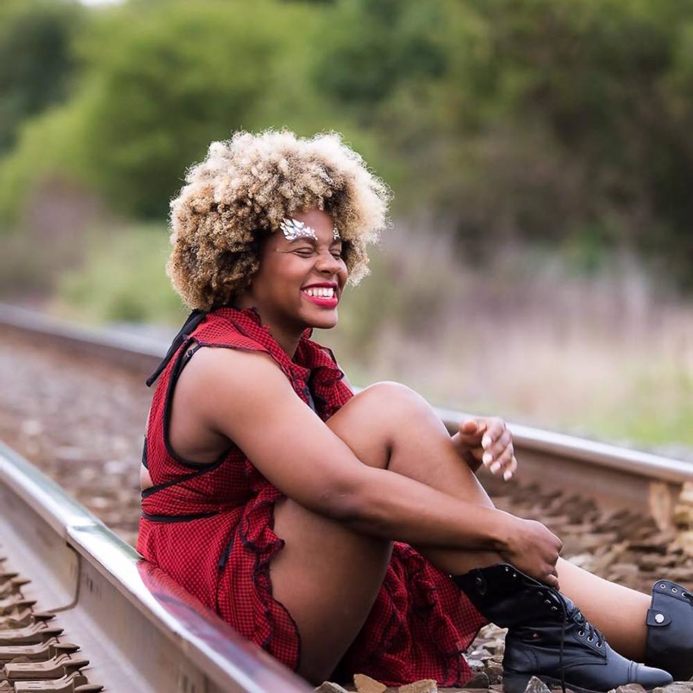 Meet your Posher, Naomi